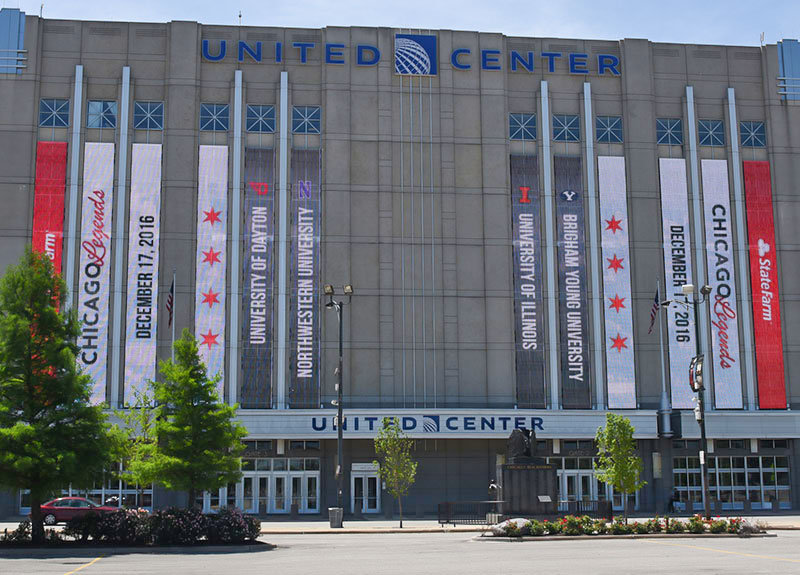 ChicagoLegends_ExteriorSignage ChicagoLegends_ExteriorSignage